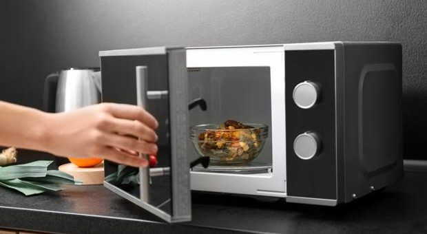 Mejora tu experiencia culinaria con el microondas más avanzado